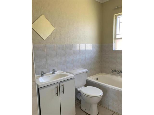 pic_64305003_640x480